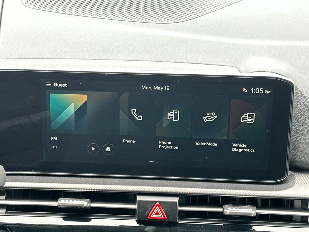 Vehicle image 21 of 35