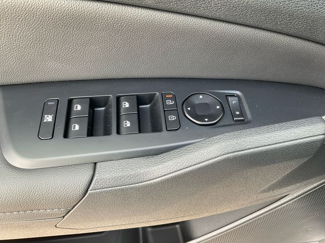 2026 Kia Sportage EX Image 23 of 27