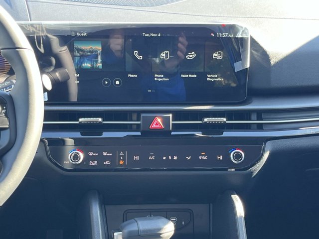 2026 Kia Sportage EX Image 18 of 36