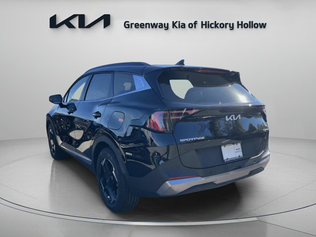 2026 Kia Sportage EX Image 8 of 36