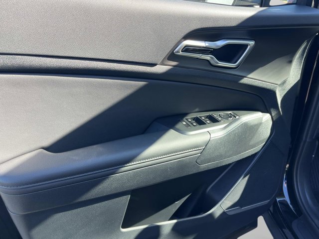 2026 Kia Sportage EX Image 21 of 36