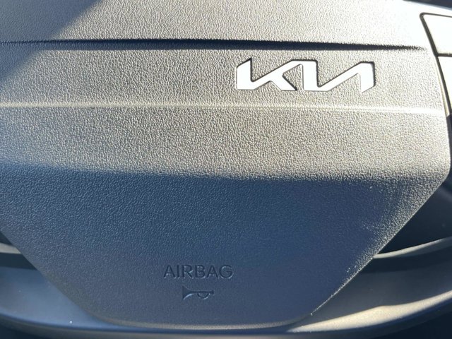 2026 Kia Sportage EX Image 16 of 36