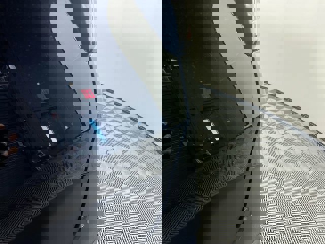 Vehicle image 10 of 33