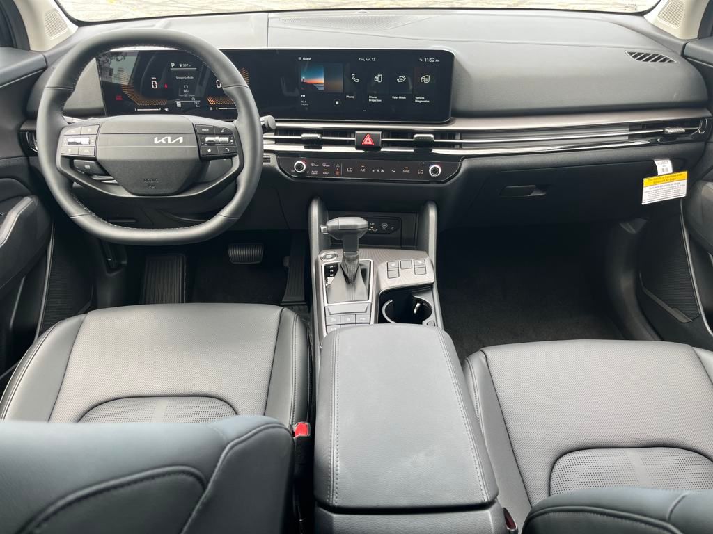 Vehicle image 20 of 46
