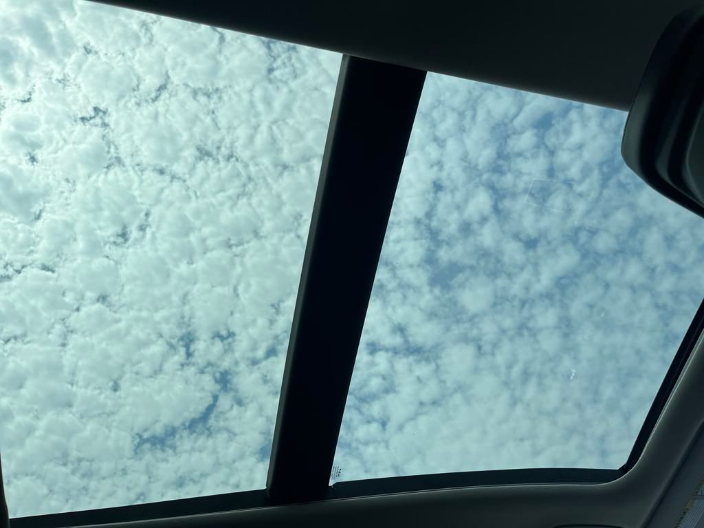 Vehicle image 19 of 46