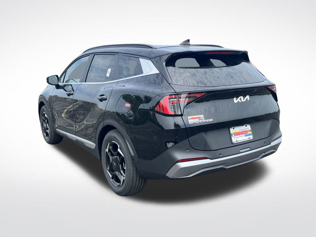 Vehicle image 7 of 46