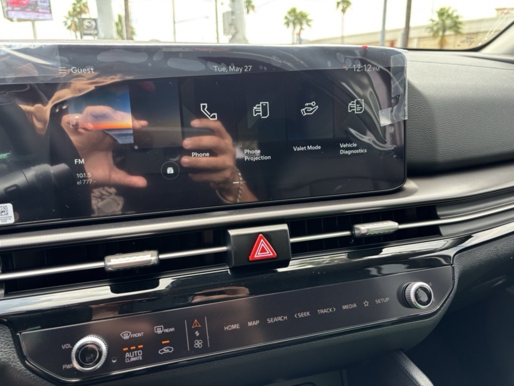 2026 Kia Sportage EX Image 15 of 21