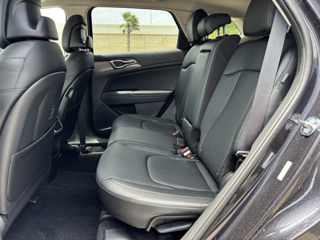 2026 Kia Sportage EX Image 9 of 21