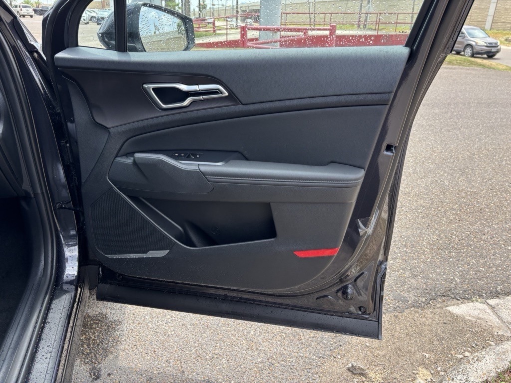 2026 Kia Sportage EX Image 21 of 21