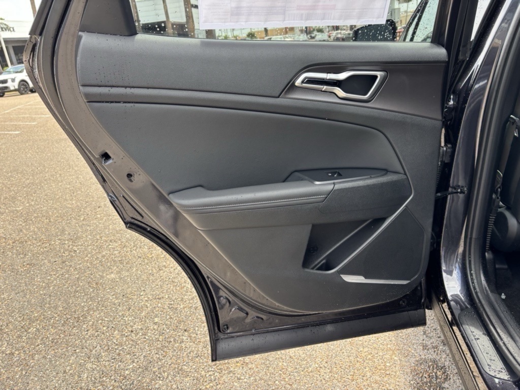 2026 Kia Sportage EX Image 17 of 21