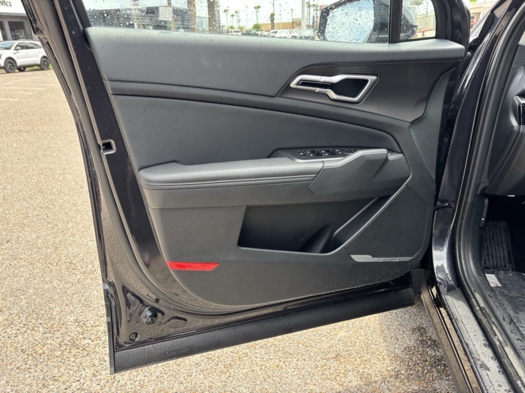 2026 Kia Sportage EX Image 16 of 21