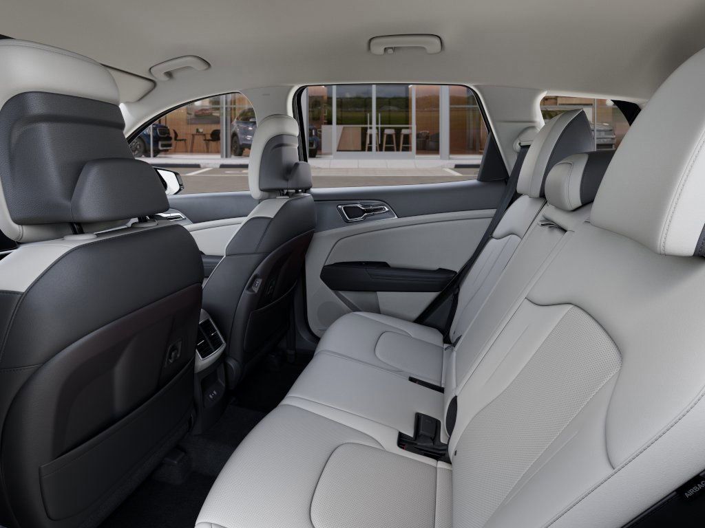 2026 Kia Sportage EX Image 14 of 31