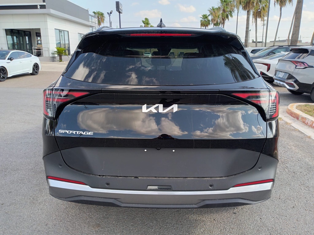 2026 Kia Sportage EX Image 4 of 19
