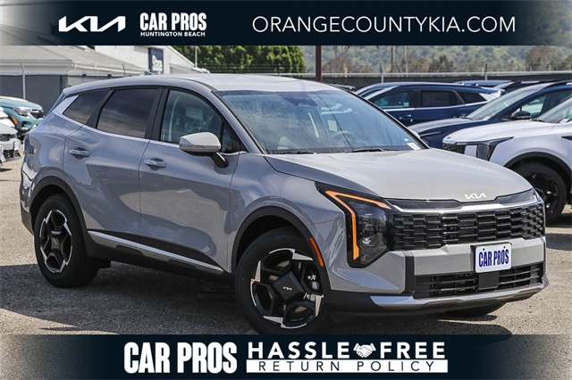 Vehicle image 4 of 40