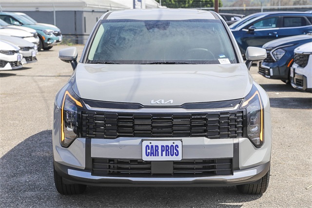 Vehicle image 2 of 40