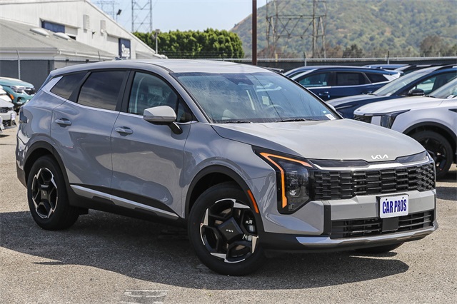 Vehicle image 3 of 40