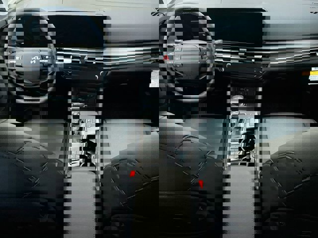 2026 Kia Sportage EX Image 27 of 33