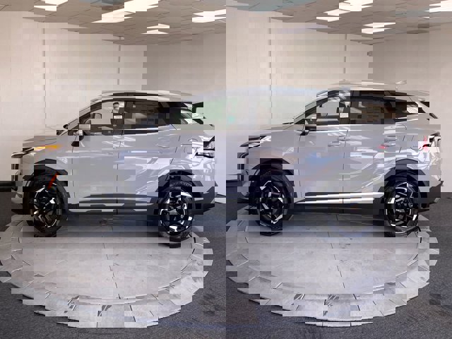 2026 Kia Sportage EX Image 8 of 33