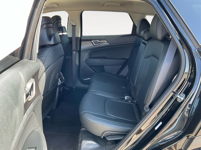 2026 Kia Sportage EX Image 14 of 27