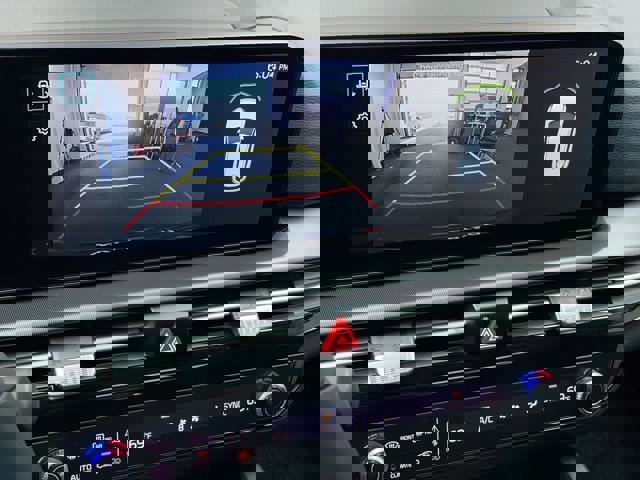 2026 Kia Sportage EX Image 24 of 34