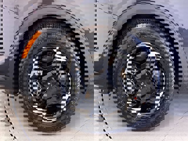 2026 Kia Sportage EX Image 10 of 34