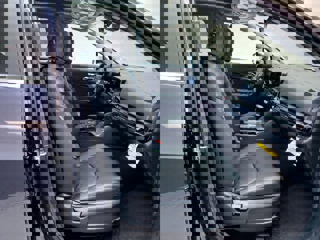 2026 Kia Sportage EX Image 16 of 34