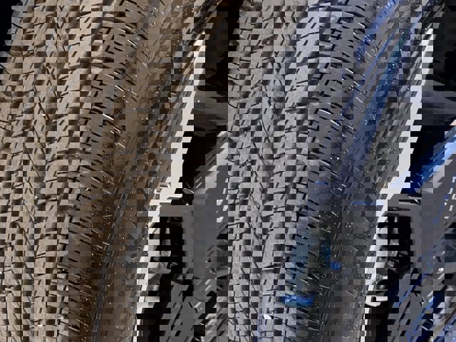 2026 Kia Sportage EX Image 11 of 34