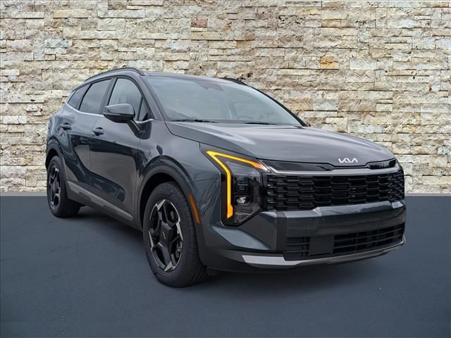 2026 Kia Sportage EX Image 2 of 16