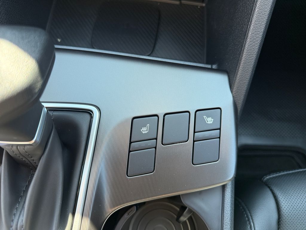 2026 Kia Sportage EX Image 17 of 20