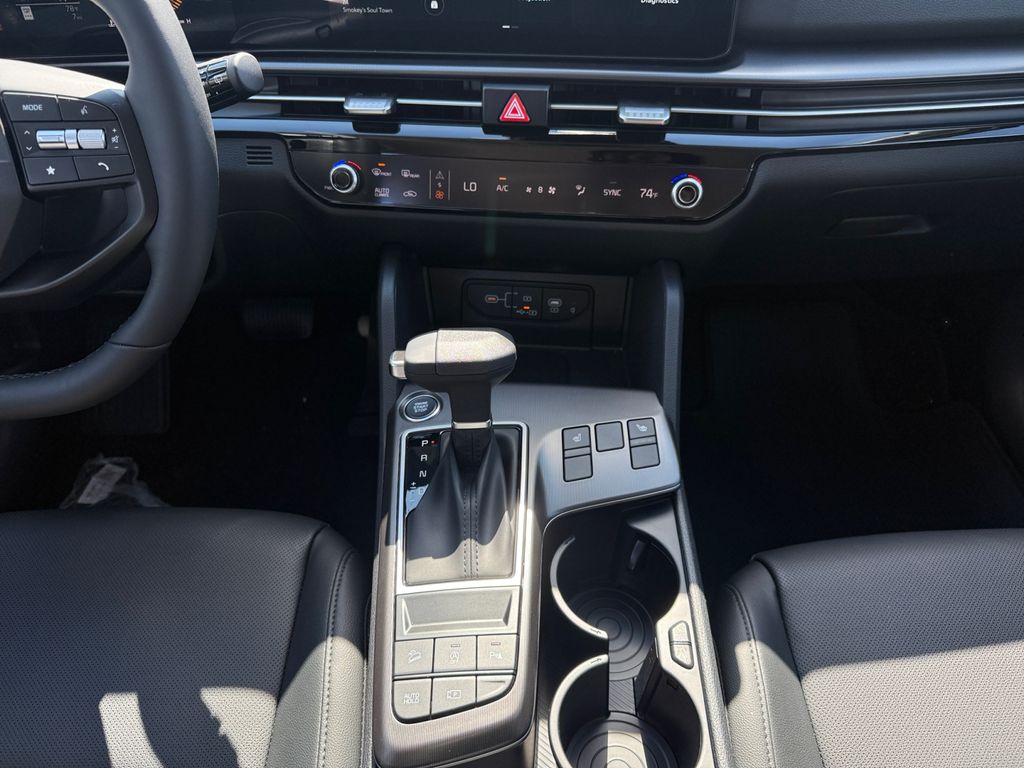 2026 Kia Sportage EX Image 16 of 20