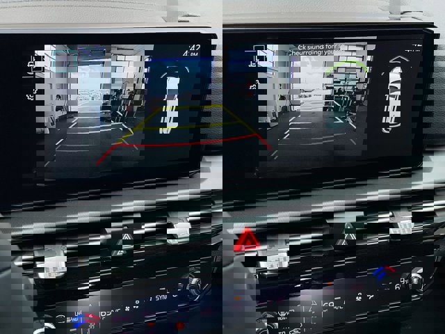 2026 Kia Sportage EX Image 24 of 34