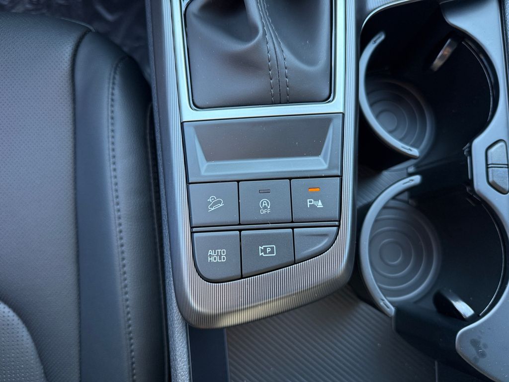 2026 Kia Sportage EX Image 18 of 20