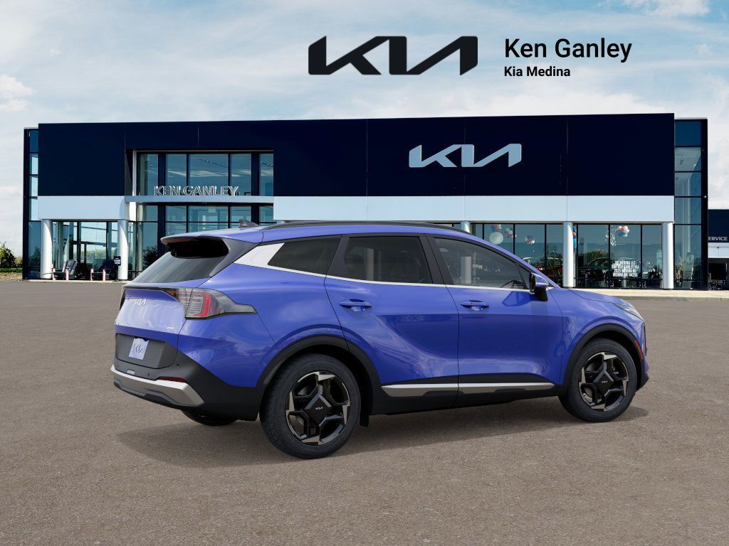 2026 Kia Sportage EX Image 8 of 33