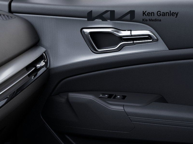 2026 Kia Sportage EX Image 21 of 33