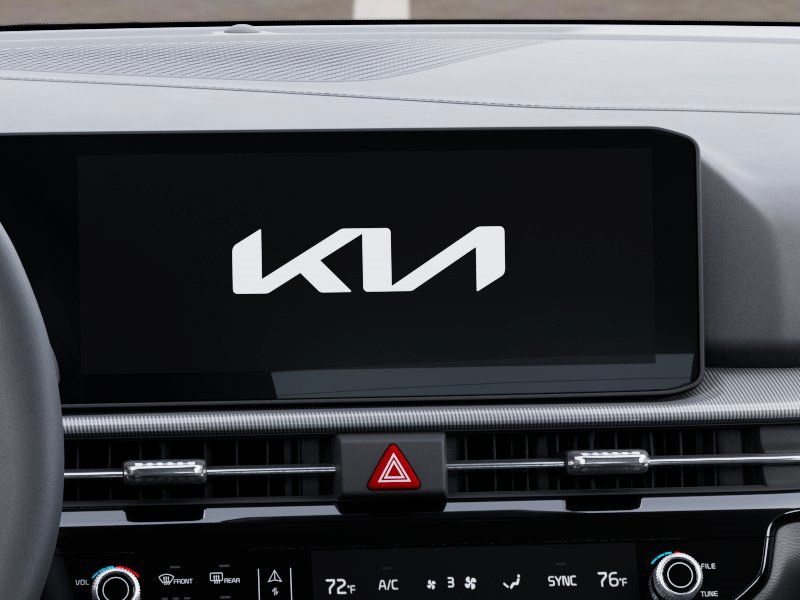 Vehicle image 21 of 27