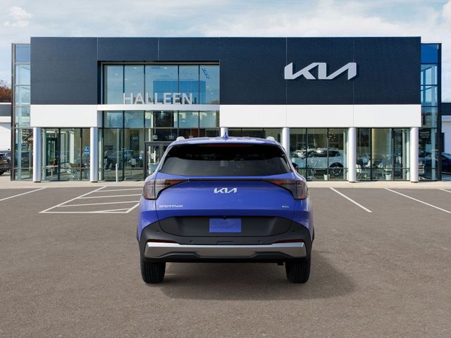 2026 Kia Sportage EX Image 7 of 27