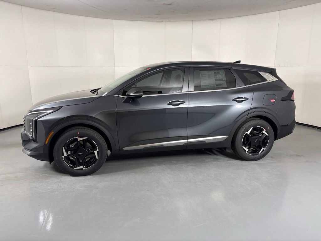2026 Kia Sportage EX Image 2 of 43