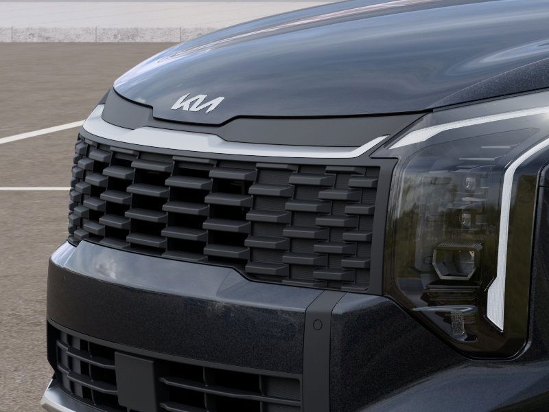 Vehicle image 24 of 27
