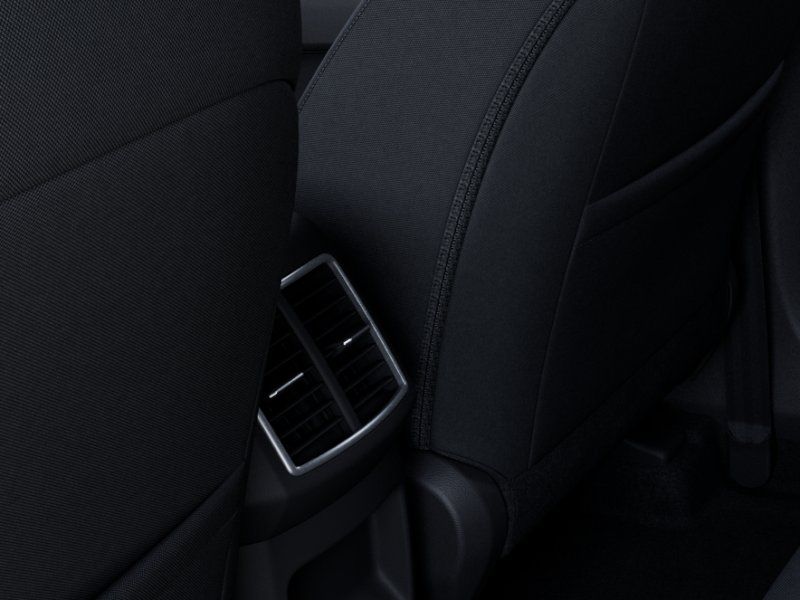Vehicle image 15 of 27