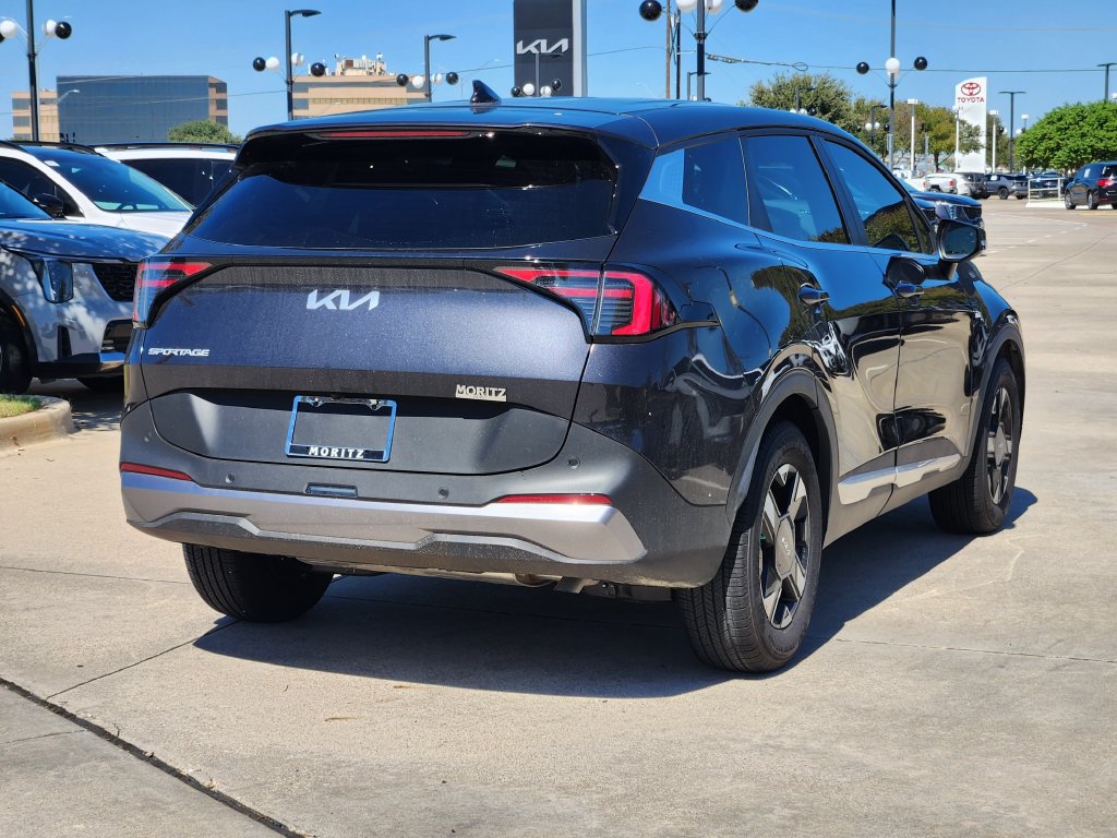 2026 Kia Sportage LX Image 3 of 21