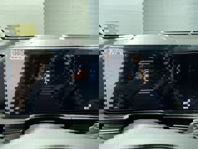 Vehicle image 21 of 35