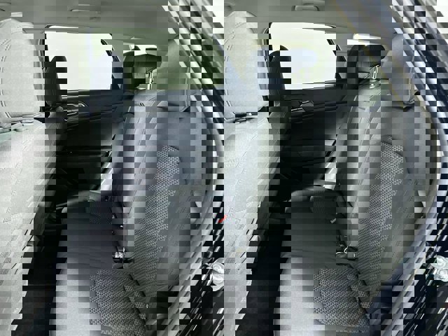 Vehicle image 29 of 35