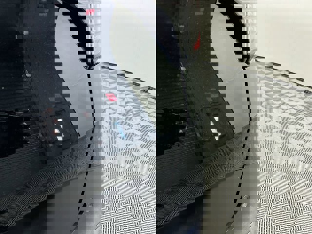 Vehicle image 10 of 43