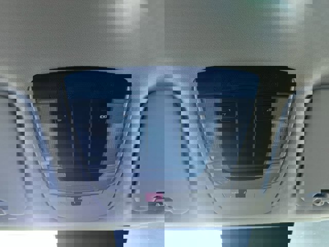 Vehicle image 20 of 43