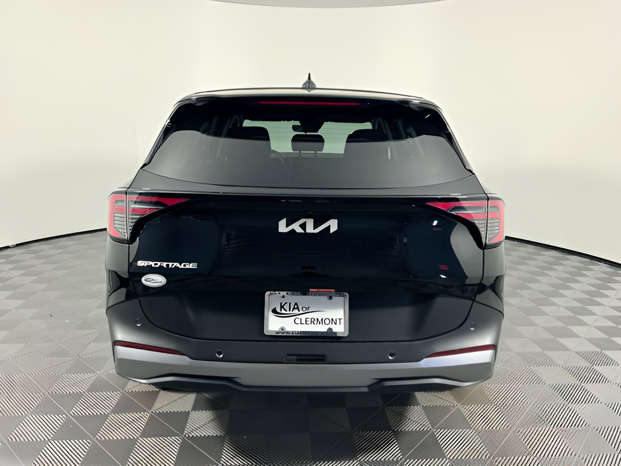 Vehicle image 41 of 43