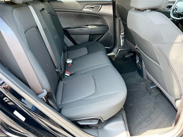 2026 Kia Sportage LX Image 11 of 34
