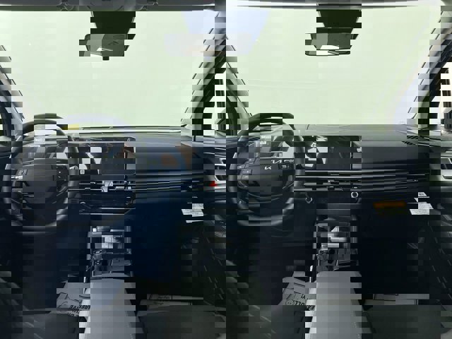 Vehicle image 14 of 35