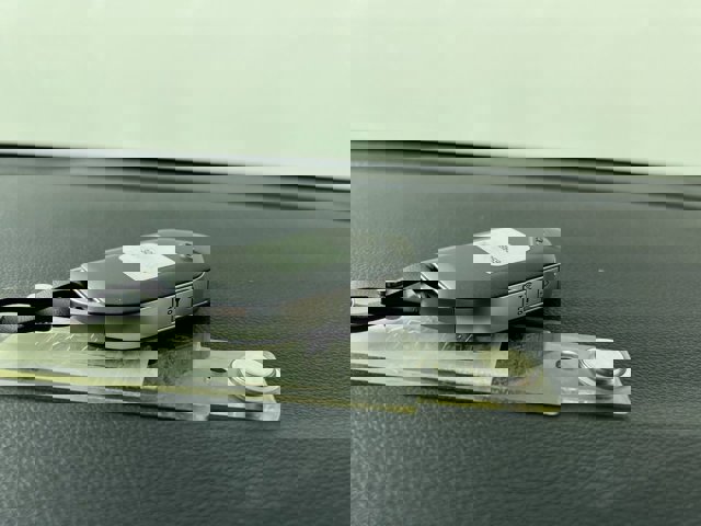 Vehicle image 28 of 35