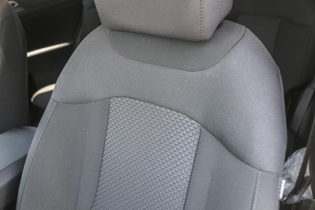 2026 Kia Sportage LX Image 15 of 28