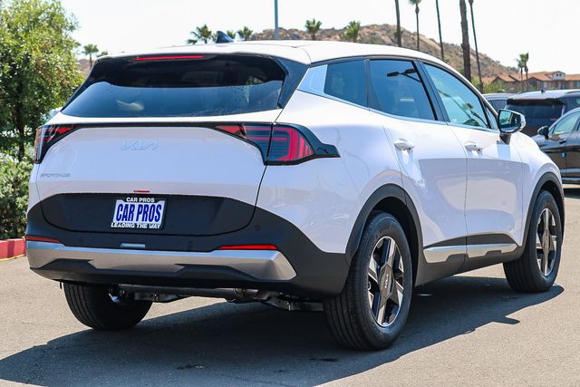 2026 Kia Sportage LX Image 5 of 28